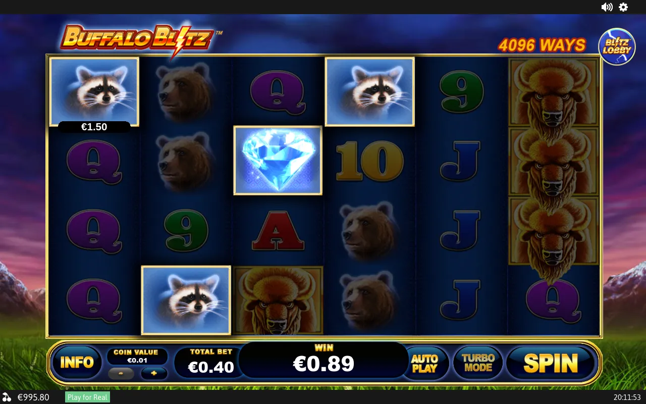 A raccoon line across the centre rows with a full Buffalo wild column on the rightmost reel and €0.89 shown